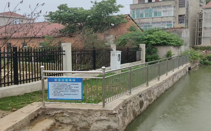 場(chǎng)地小污水處理設(shè)備怎么放